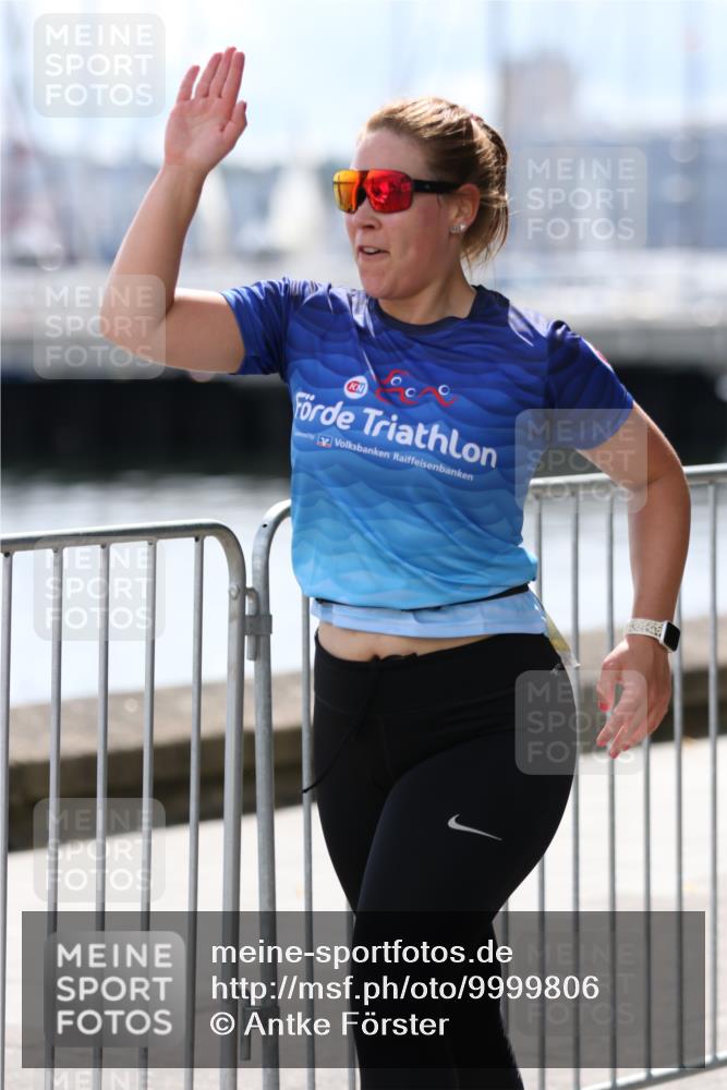 16.08.2026 - KN Förde Triathlon 2026 Antke Förster http://msf.ph/oto/9999806 16.08.2026 13:53:49 Laufen  meine-sportfotos.de