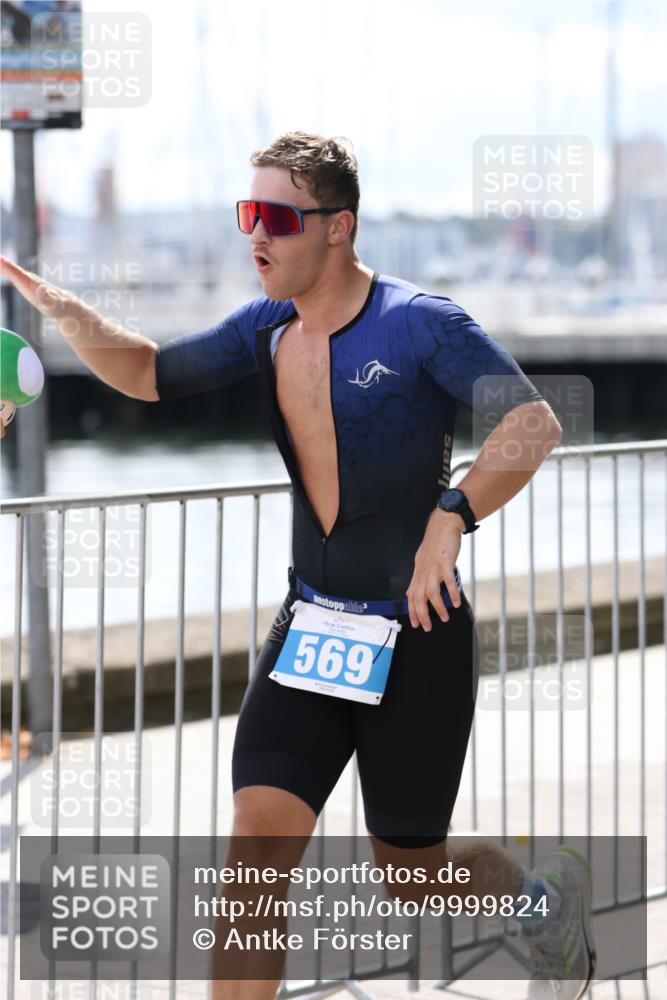 16.08.2026 - KN Förde Triathlon 2026 Antke Förster http://msf.ph/oto/9999824 16.08.2026 13:54:11 Laufen  meine-sportfotos.de