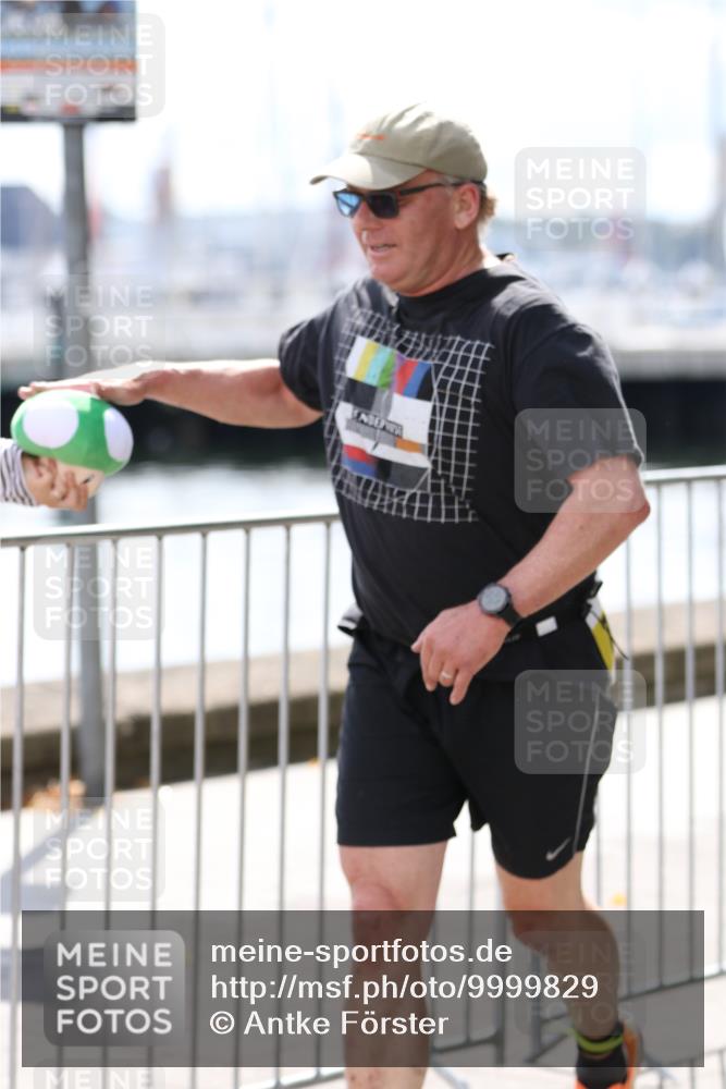 16.08.2026 - KN Förde Triathlon 2026 Antke Förster http://msf.ph/oto/9999829 16.08.2026 13:54:14 Laufen  meine-sportfotos.de