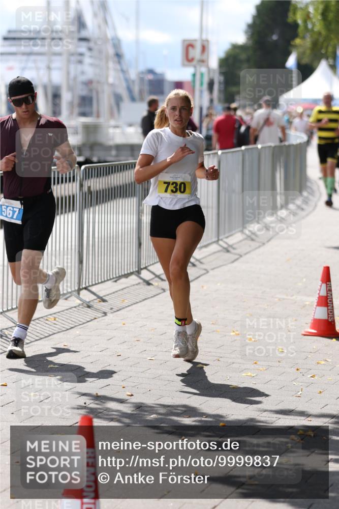16.08.2026 - KN Förde Triathlon 2026 Antke Förster http://msf.ph/oto/9999837 16.08.2026 13:54:54 Laufen  meine-sportfotos.de