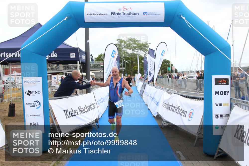 16.08.2026 - KN Förde Triathlon 2026 Markus Tischler http://msf.ph/oto/9999848 16.08.2026 12:15:22 Ziel 327, 352, 397, 327, 352, 397 meine-sportfotos.de