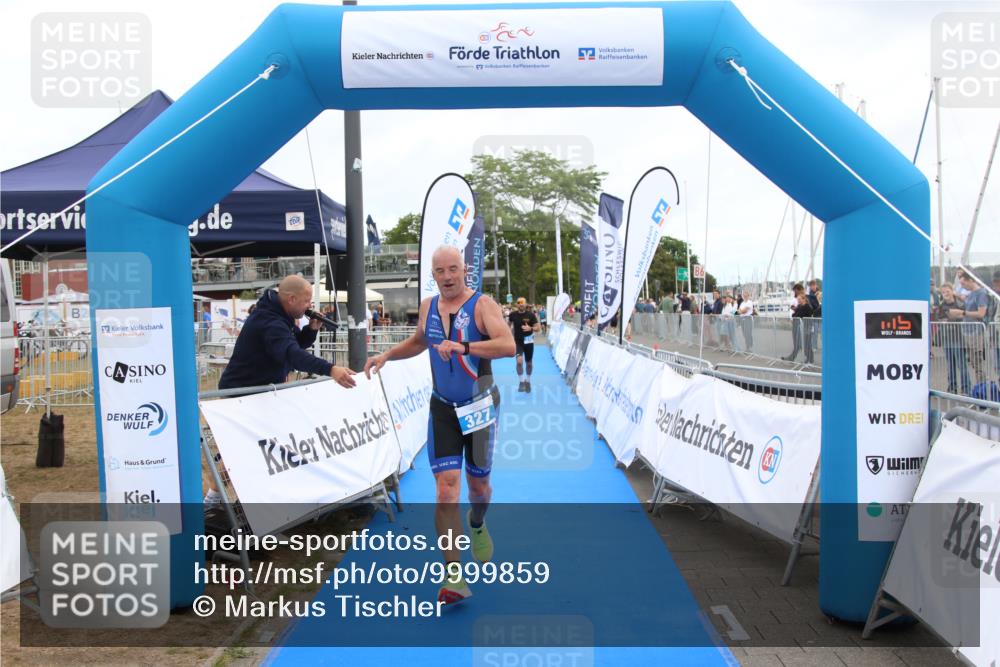 16.08.2026 - KN Förde Triathlon 2026 Markus Tischler http://msf.ph/oto/9999859 16.08.2026 12:15:22 Ziel 327, 352, 397, 327, 352, 397 meine-sportfotos.de