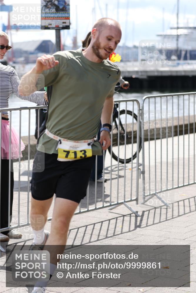16.08.2026 - KN Förde Triathlon 2026 Antke Förster http://msf.ph/oto/9999861 16.08.2026 13:55:22 Laufen  meine-sportfotos.de
