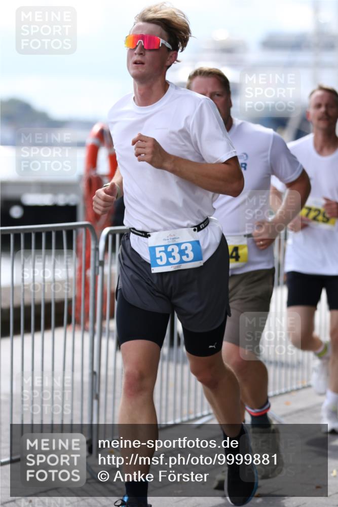 16.08.2026 - KN Förde Triathlon 2026 Antke Förster http://msf.ph/oto/9999881 16.08.2026 13:55:54 Laufen  meine-sportfotos.de