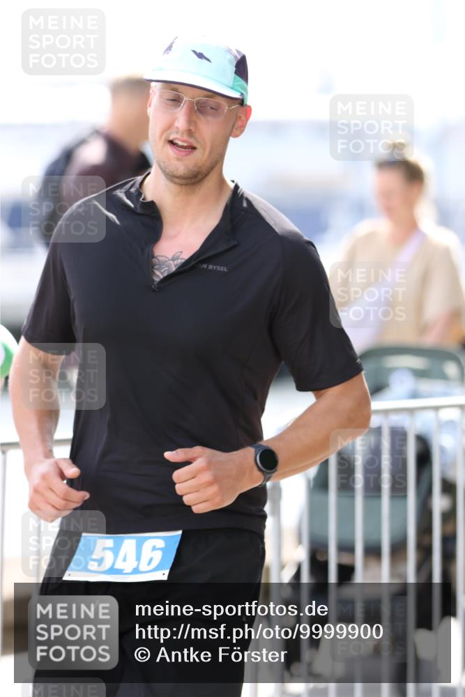 16.08.2026 - KN Förde Triathlon 2026 Antke Förster http://msf.ph/oto/9999900 16.08.2026 13:56:25 Laufen  meine-sportfotos.de
