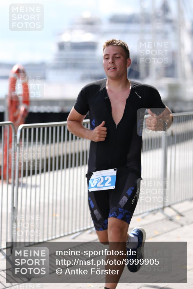 16.08.2026 - KN Förde Triathlon 2026 Antke Förster http://msf.ph/oto/9999905 16.08.2026 13:56:36 Laufen  meine-sportfotos.de