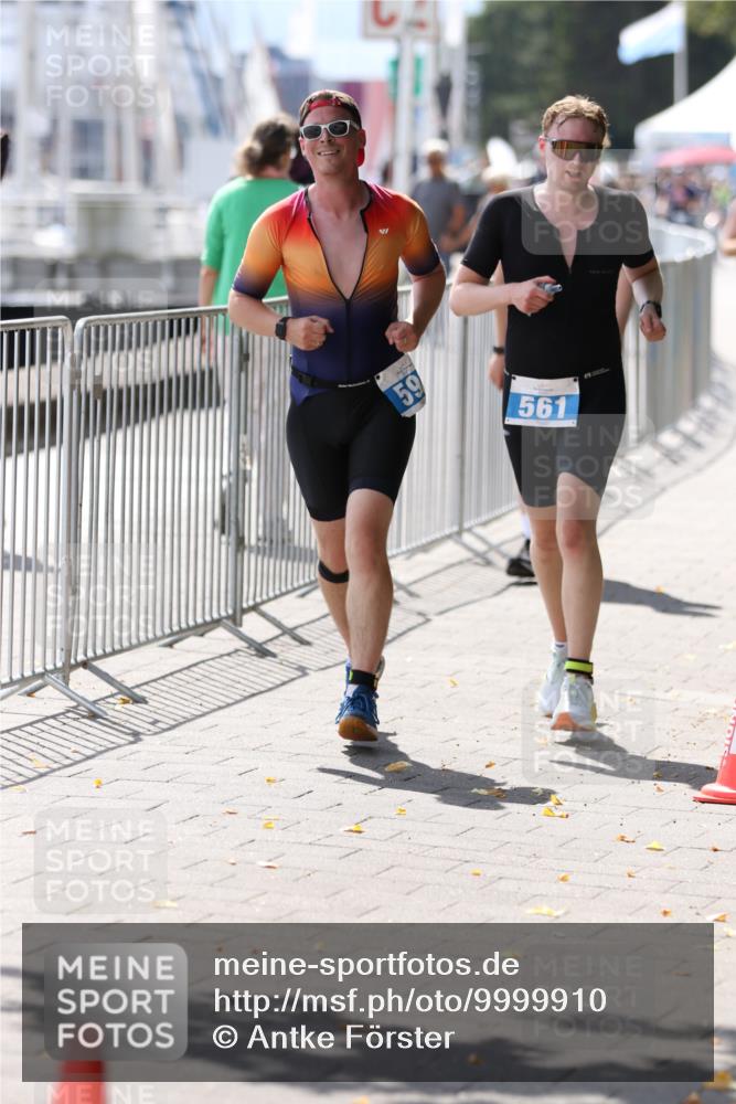 16.08.2026 - KN Förde Triathlon 2026 Antke Förster http://msf.ph/oto/9999910 16.08.2026 13:56:48 Laufen  meine-sportfotos.de