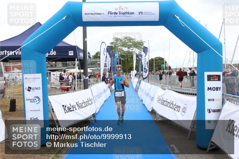 16.08.2026 - KN Förde Triathlon 2026 Markus Tischler http://msf.ph/oto/9999913 16.08.2026 12:15:39 Ziel 357, 357 meine-sportfotos.de