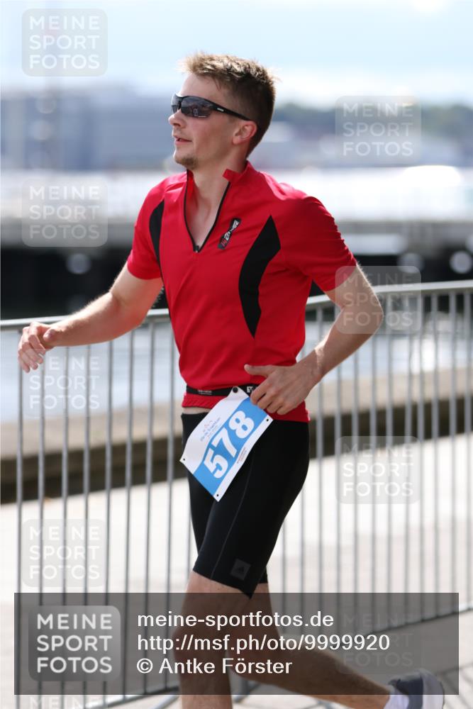 16.08.2026 - KN Förde Triathlon 2026 Antke Förster http://msf.ph/oto/9999920 16.08.2026 13:56:55 Laufen  meine-sportfotos.de