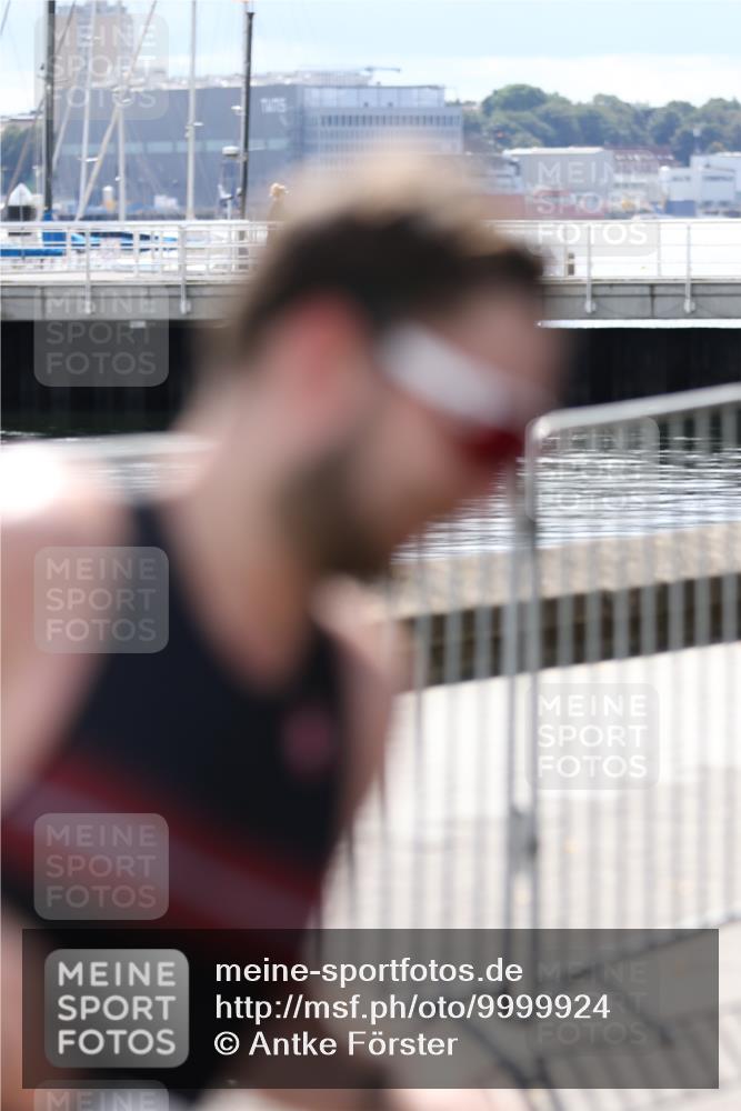 16.08.2026 - KN Förde Triathlon 2026 Antke Förster http://msf.ph/oto/9999924 16.08.2026 13:57:00 Laufen  meine-sportfotos.de