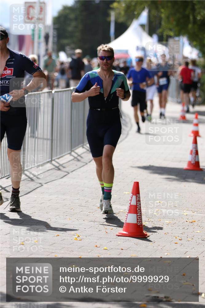 16.08.2026 - KN Förde Triathlon 2026 Antke Förster http://msf.ph/oto/9999929 16.08.2026 13:57:15 Laufen  meine-sportfotos.de