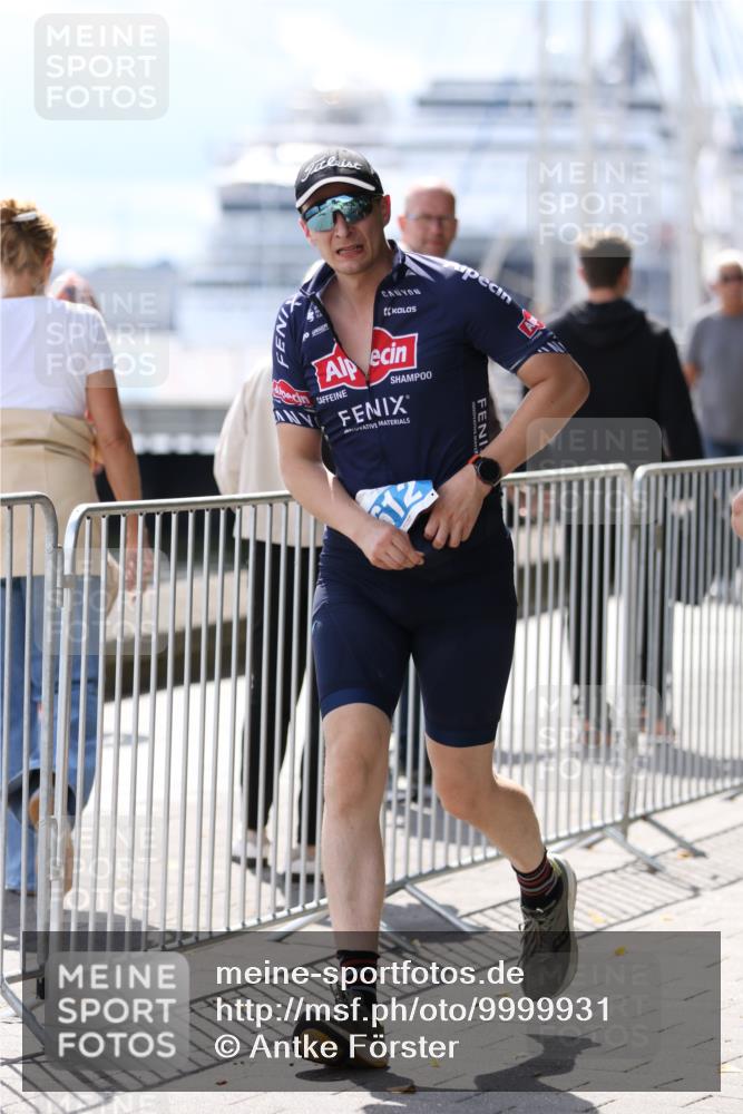 16.08.2026 - KN Förde Triathlon 2026 Antke Förster http://msf.ph/oto/9999931 16.08.2026 13:57:16 Laufen  meine-sportfotos.de