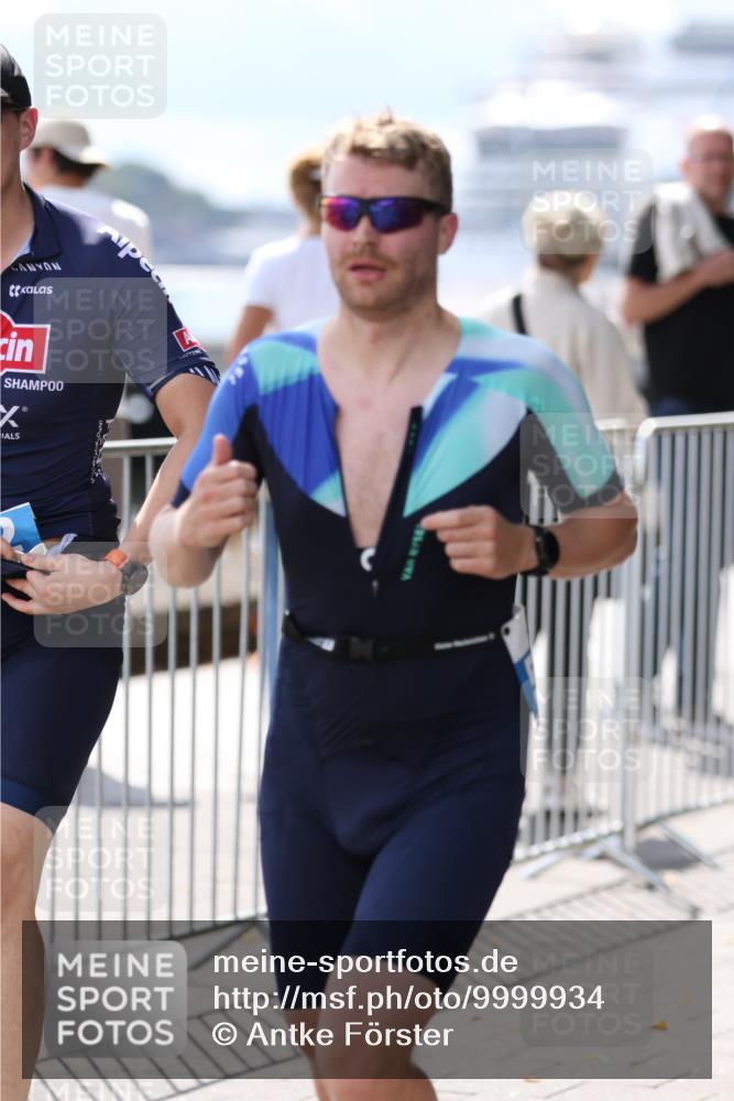 16.08.2026 - KN Förde Triathlon 2026 Antke Förster http://msf.ph/oto/9999934 16.08.2026 13:57:18 Laufen  meine-sportfotos.de