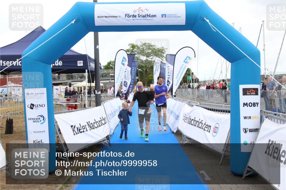 16.08.2026 - KN Förde Triathlon 2026 Markus Tischler http://msf.ph/oto/9999958 16.08.2026 12:16:06 Ziel 392, 408, 392, 408 meine-sportfotos.de