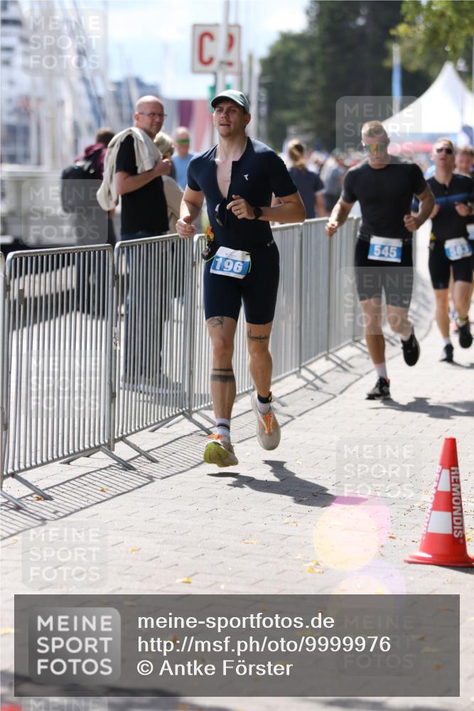 16.08.2026 - KN Förde Triathlon 2026 Antke Förster http://msf.ph/oto/9999976 16.08.2026 13:58:42 Laufen  meine-sportfotos.de