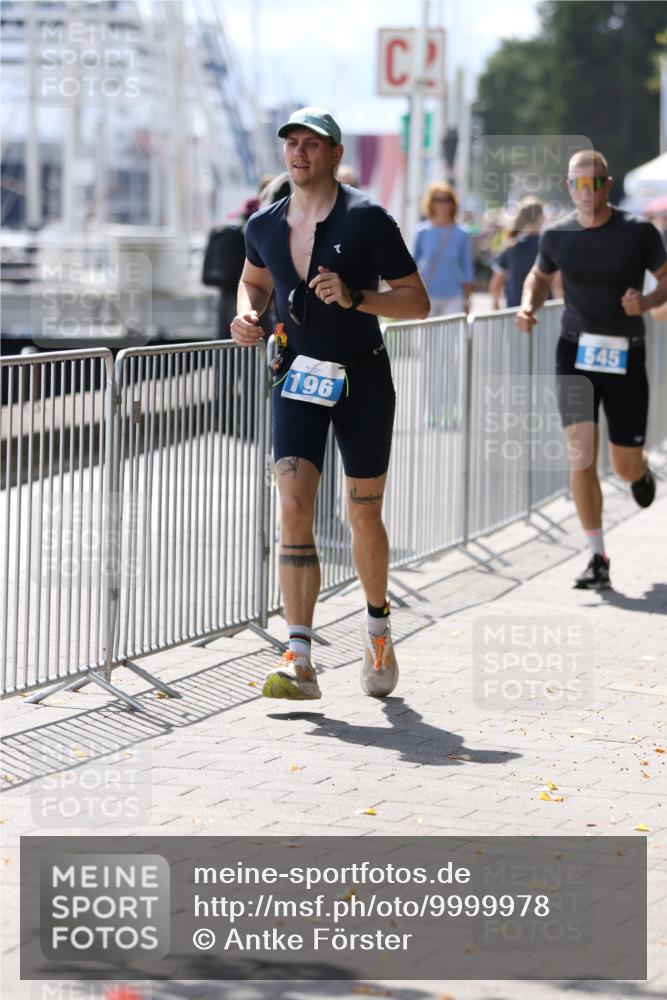 16.08.2026 - KN Förde Triathlon 2026 Antke Förster http://msf.ph/oto/9999978 16.08.2026 13:58:42 Laufen  meine-sportfotos.de