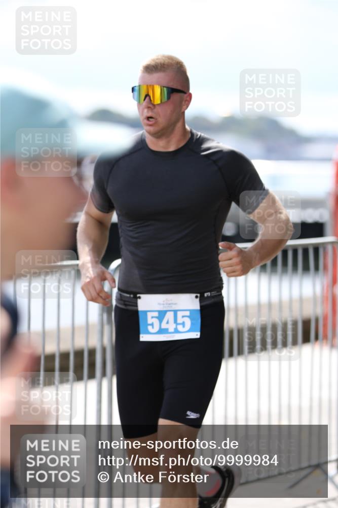 16.08.2026 - KN Förde Triathlon 2026 Antke Förster http://msf.ph/oto/9999984 16.08.2026 13:58:47 Laufen  meine-sportfotos.de