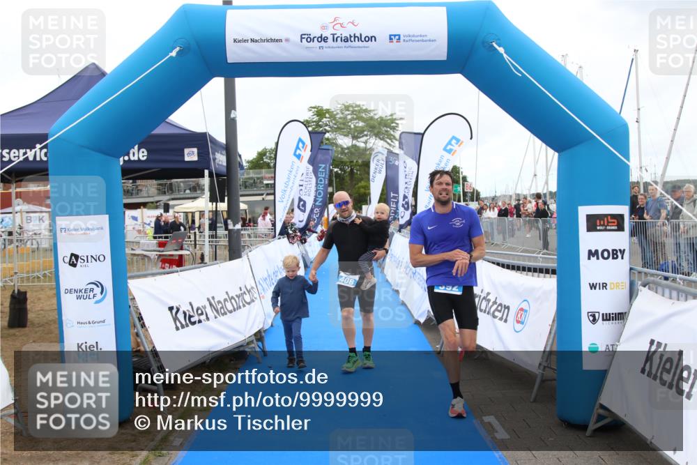 16.08.2026 - KN Förde Triathlon 2026 Markus Tischler http://msf.ph/oto/9999999 16.08.2026 12:16:07 Ziel 392, 408, 392, 408 meine-sportfotos.de