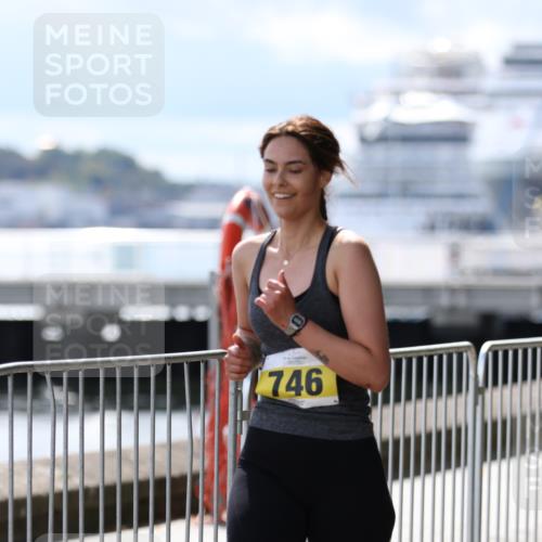 16.08.2026 - KN Förde Triathlon 2026 Antke Förster http://msf.ph/oto/10000000 16.08.2026 13:59:07 Laufen  meine-sportfotos.de