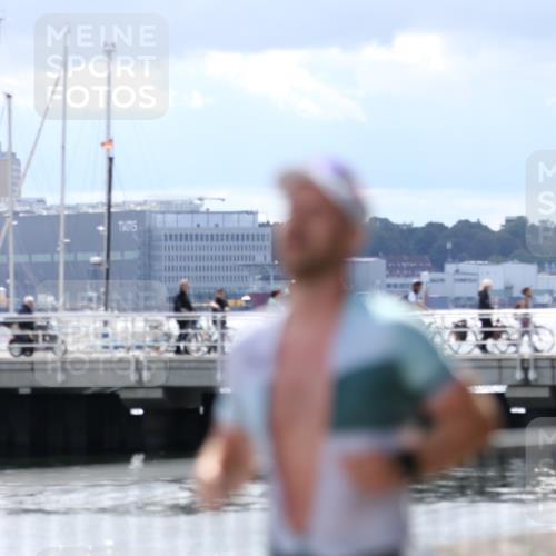 16.08.2026 - KN Förde Triathlon 2026 Antke Förster http://msf.ph/oto/10000030 16.08.2026 13:59:50 Laufen  meine-sportfotos.de