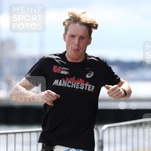 16.08.2026 - KN Förde Triathlon 2026 Antke Förster http://msf.ph/oto/10000076 16.08.2026 14:00:41 Laufen  meine-sportfotos.de