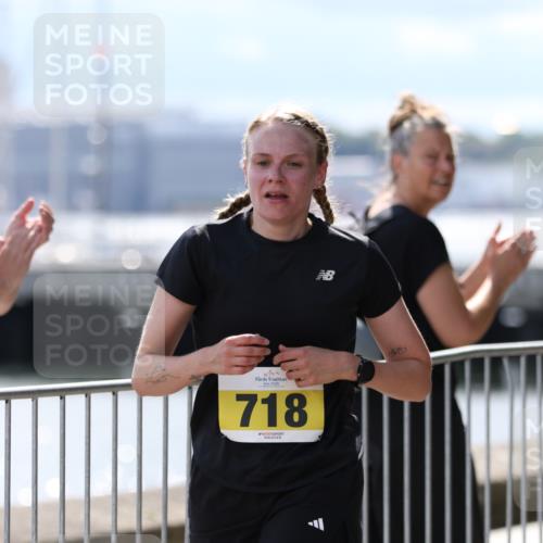 16.08.2026 - KN Förde Triathlon 2026 Antke Förster http://msf.ph/oto/10000168 16.08.2026 14:02:36 Laufen  meine-sportfotos.de