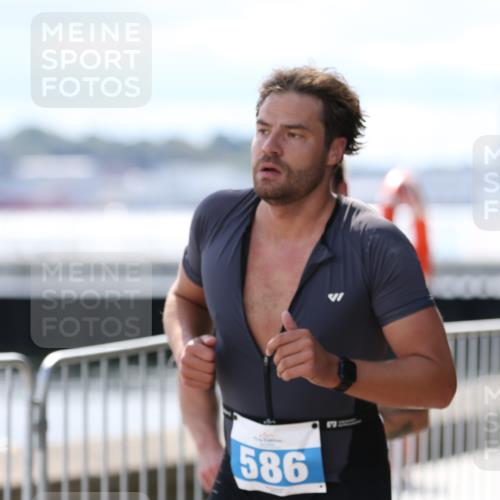 16.08.2026 - KN Förde Triathlon 2026 Antke Förster http://msf.ph/oto/10000186 16.08.2026 14:03:18 Laufen  meine-sportfotos.de