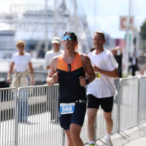 16.08.2026 - KN Förde Triathlon 2026 Antke Förster http://msf.ph/oto/10000199 16.08.2026 14:04:08 Laufen  meine-sportfotos.de