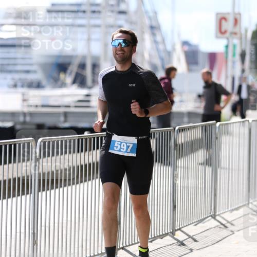 16.08.2026 - KN Förde Triathlon 2026 Antke Förster http://msf.ph/oto/10000208 16.08.2026 14:04:14 Laufen  meine-sportfotos.de