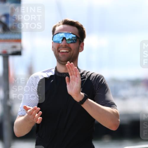 16.08.2026 - KN Förde Triathlon 2026 Antke Förster http://msf.ph/oto/10000215 16.08.2026 14:04:17 Laufen  meine-sportfotos.de