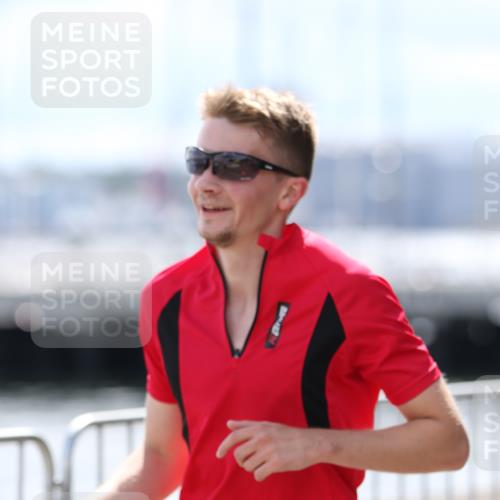 16.08.2026 - KN Förde Triathlon 2026 Antke Förster http://msf.ph/oto/10000221 16.08.2026 14:05:07 Laufen  meine-sportfotos.de