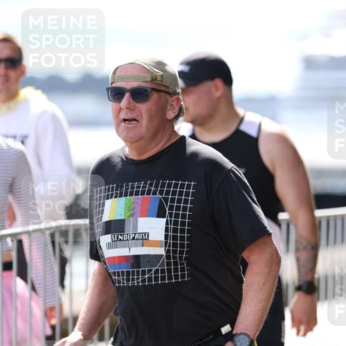 16.08.2026 - KN Förde Triathlon 2026 Antke Förster http://msf.ph/oto/10000241 16.08.2026 14:05:41 Laufen  meine-sportfotos.de