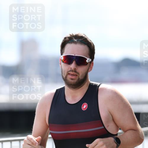 16.08.2026 - KN Förde Triathlon 2026 Antke Förster http://msf.ph/oto/10000272 16.08.2026 14:06:24 Laufen  meine-sportfotos.de