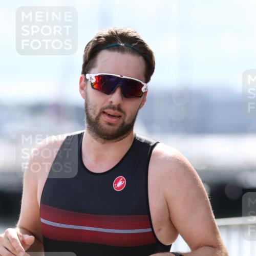 16.08.2026 - KN Förde Triathlon 2026 Antke Förster http://msf.ph/oto/10000273 16.08.2026 14:06:24 Laufen  meine-sportfotos.de