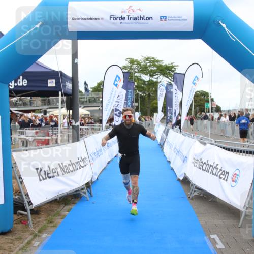 16.08.2026 - KN Förde Triathlon 2026 Markus Tischler http://msf.ph/oto/10000297 16.08.2026 12:17:17 Ziel 347, 364, 421, 347, 364, 421 meine-sportfotos.de