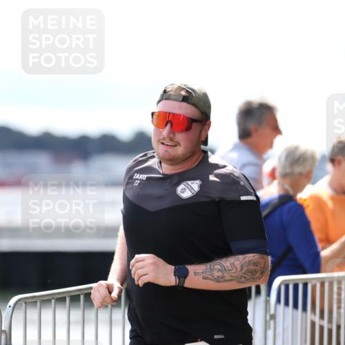 16.08.2026 - KN Förde Triathlon 2026 Antke Förster http://msf.ph/oto/10000307 16.08.2026 14:08:48 Laufen  meine-sportfotos.de