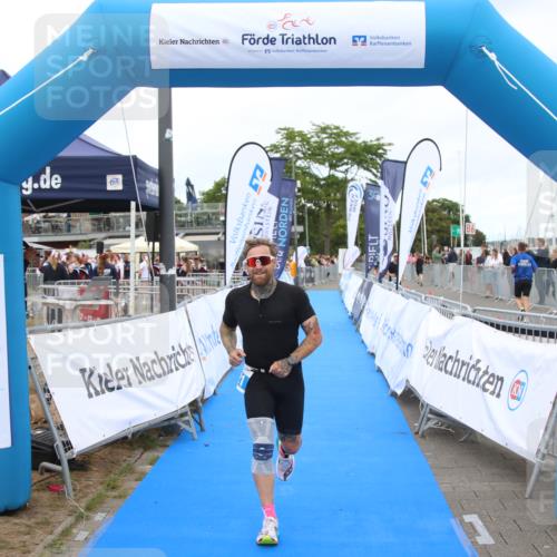 16.08.2026 - KN Förde Triathlon 2026 Markus Tischler http://msf.ph/oto/10000314 16.08.2026 12:17:17 Ziel 347, 364, 421, 347, 364, 421 meine-sportfotos.de