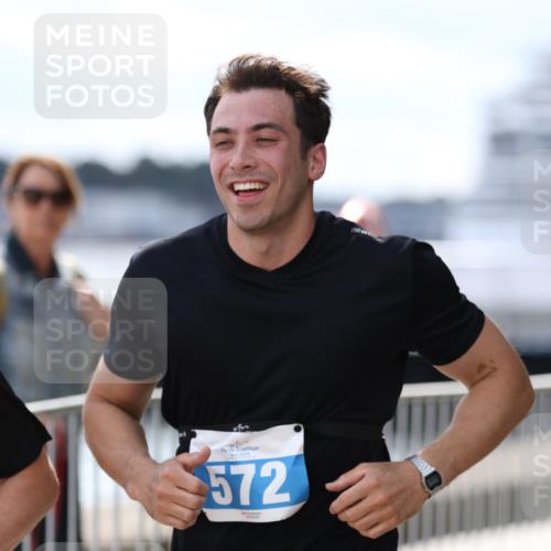 16.08.2026 - KN Förde Triathlon 2026 Antke Förster http://msf.ph/oto/10000333 16.08.2026 14:09:49 Laufen  meine-sportfotos.de