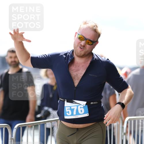 16.08.2026 - KN Förde Triathlon 2026 Antke Förster http://msf.ph/oto/10000376 16.08.2026 14:11:23 Laufen  meine-sportfotos.de