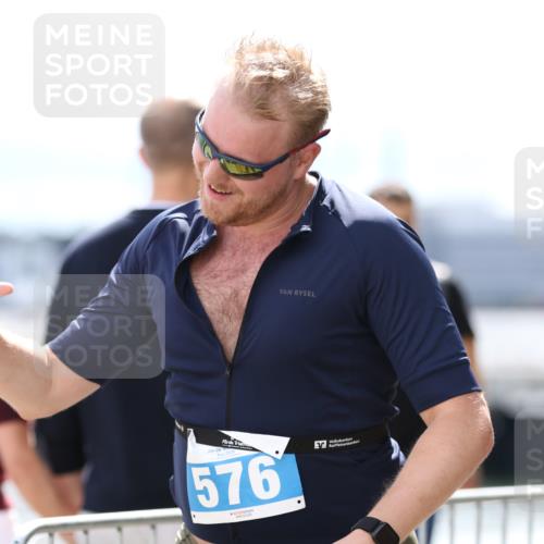 16.08.2026 - KN Förde Triathlon 2026 Antke Förster http://msf.ph/oto/10000378 16.08.2026 14:11:24 Laufen  meine-sportfotos.de