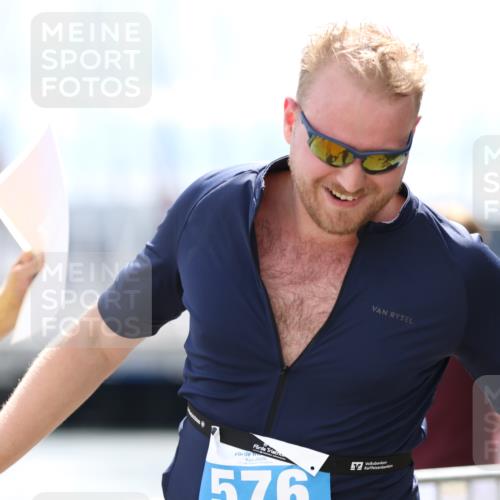 16.08.2026 - KN Förde Triathlon 2026 Antke Förster http://msf.ph/oto/10000379 16.08.2026 14:11:24 Laufen  meine-sportfotos.de