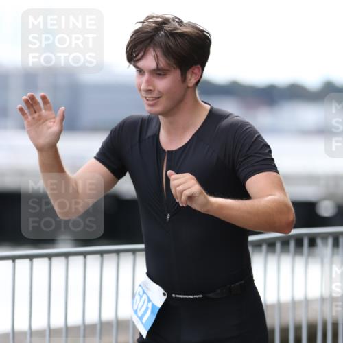 16.08.2026 - KN Förde Triathlon 2026 Antke Förster http://msf.ph/oto/10000421 16.08.2026 14:13:46 Laufen  meine-sportfotos.de