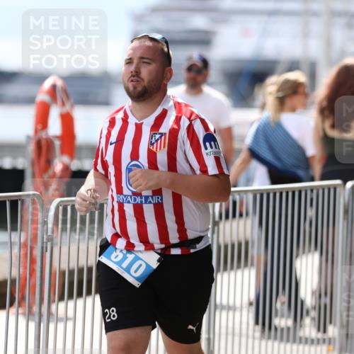 16.08.2026 - KN Förde Triathlon 2026 Antke Förster http://msf.ph/oto/10000434 16.08.2026 14:14:29 Laufen  meine-sportfotos.de