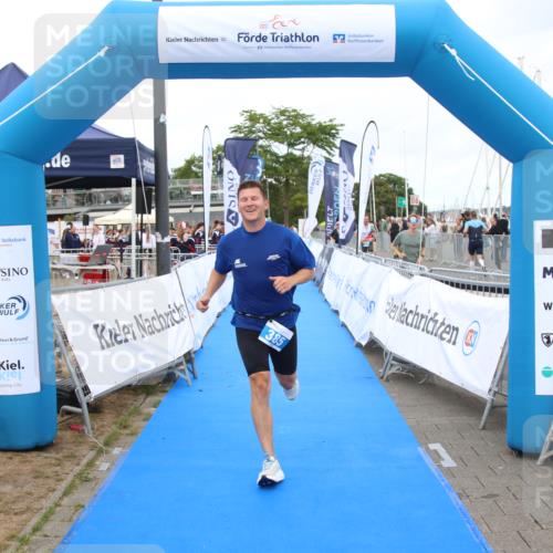 16.08.2026 - KN Förde Triathlon 2026 Markus Tischler http://msf.ph/oto/10000441 16.08.2026 12:19:01 Ziel 385, 401, 385, 401 meine-sportfotos.de