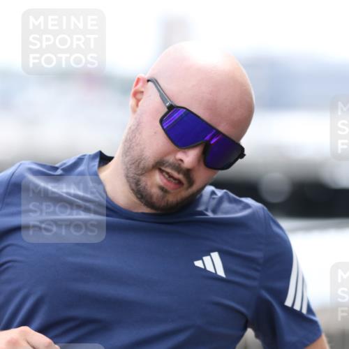 16.08.2026 - KN Förde Triathlon 2026 Antke Förster http://msf.ph/oto/10000471 16.08.2026 14:17:05 Laufen  meine-sportfotos.de