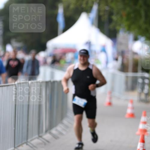16.08.2026 - KN Förde Triathlon 2026 Antke Förster http://msf.ph/oto/10000473 16.08.2026 14:18:57 Laufen  meine-sportfotos.de
