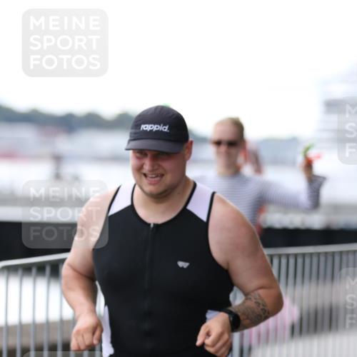 16.08.2026 - KN Förde Triathlon 2026 Antke Förster http://msf.ph/oto/10000483 16.08.2026 14:19:07 Laufen  meine-sportfotos.de
