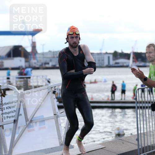 16.08.2026 - KN Förde Triathlon 2026 Antke Förster http://msf.ph/oto/10000546 16.08.2026 14:48:34 Schwimmen 5, 7, 2, 3, 11, 12, 13, 15 meine-sportfotos.de