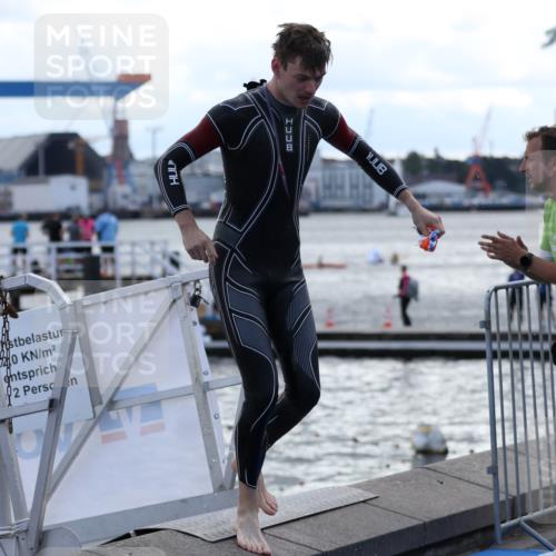 16.08.2026 - KN Förde Triathlon 2026 Antke Förster http://msf.ph/oto/10000560 16.08.2026 14:48:51 Schwimmen 2, 11, 13, 15, 3, 12, 14 meine-sportfotos.de