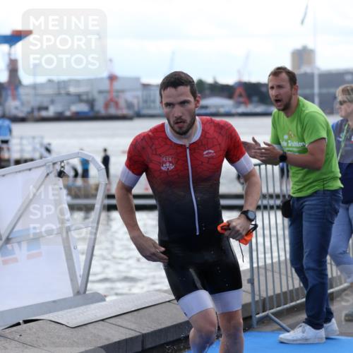 16.08.2026 - KN Förde Triathlon 2026 Antke Förster http://msf.ph/oto/10000564 16.08.2026 14:48:55 Schwimmen 2, 3, 11, 13, 15, 8, 12, 14 meine-sportfotos.de